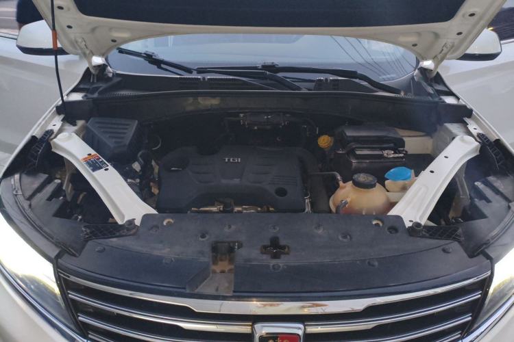 Used Roewe RX5 2018 20T Two-Wheel Drive Automatic Internet Smart Edition Engine Bay