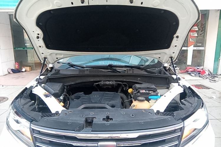 Used Roewe RX5 2018 20T Two-Wheel Drive Automatic Internet Smart Edition Engine Bay