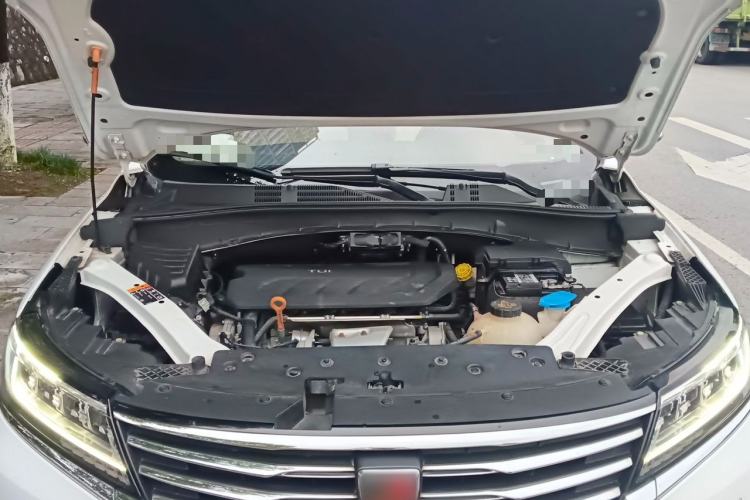 Used Roewe RX5 2018 30T Two-Wheel Drive Automatic Internet Platinum Edition Engine Bay