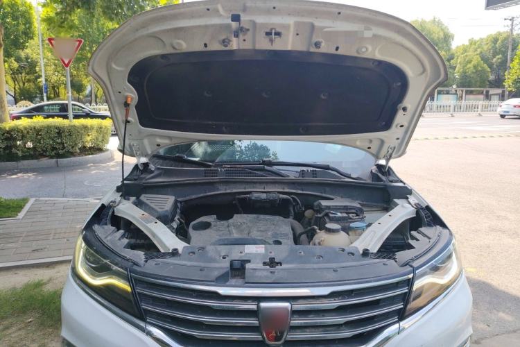 Used Roewe RX5 2018 20T Two-Wheel Drive Automatic Internet Smart Edition Engine Bay