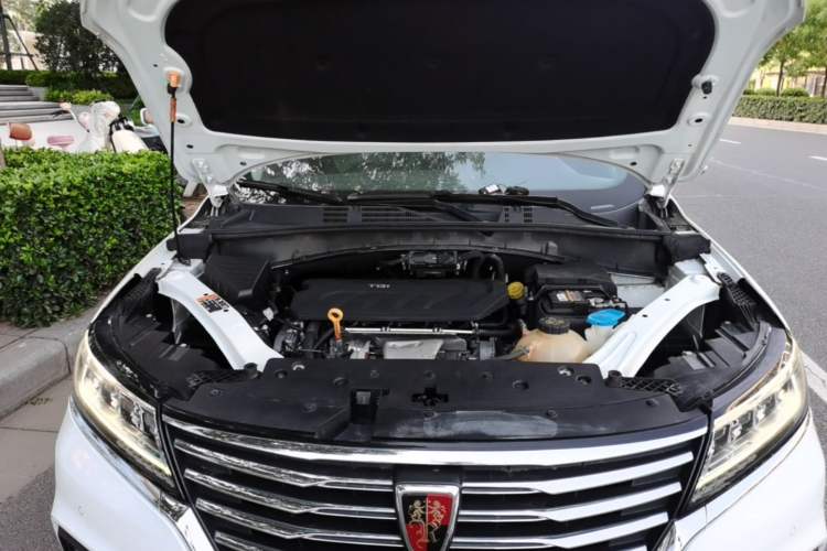 Used Roewe RX5 2018 30T Two-Wheel Drive Automatic Internet Platinum Edition Engine Bay