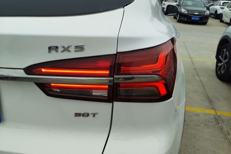 Used Roewe RX5 2018 30T Two-Wheel Drive Automatic Internet Smart Edition Exterior 1