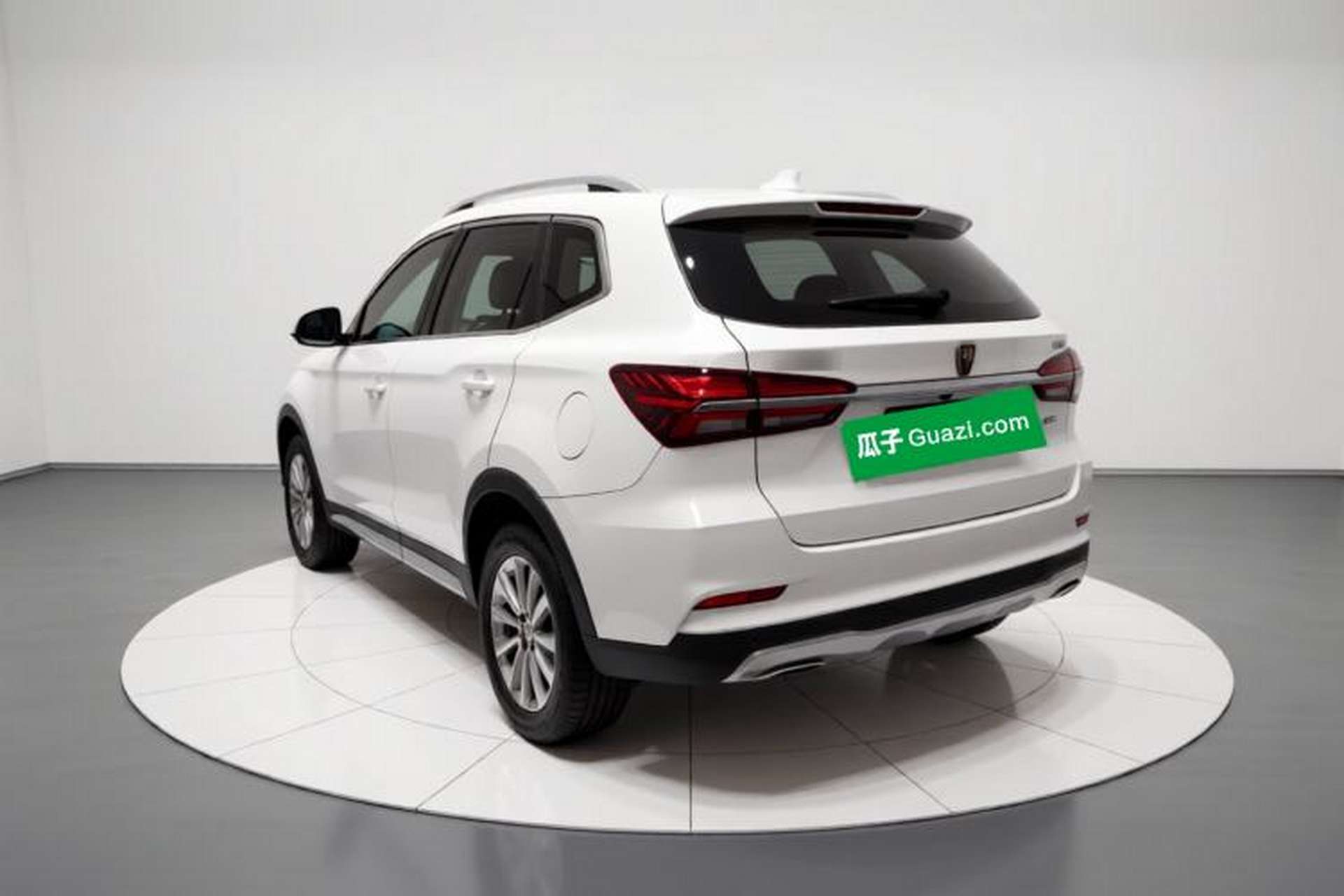 Used Roewe RX5 2018 20T Two-Wheel Drive Automatic Flagship Edition Exterior 3