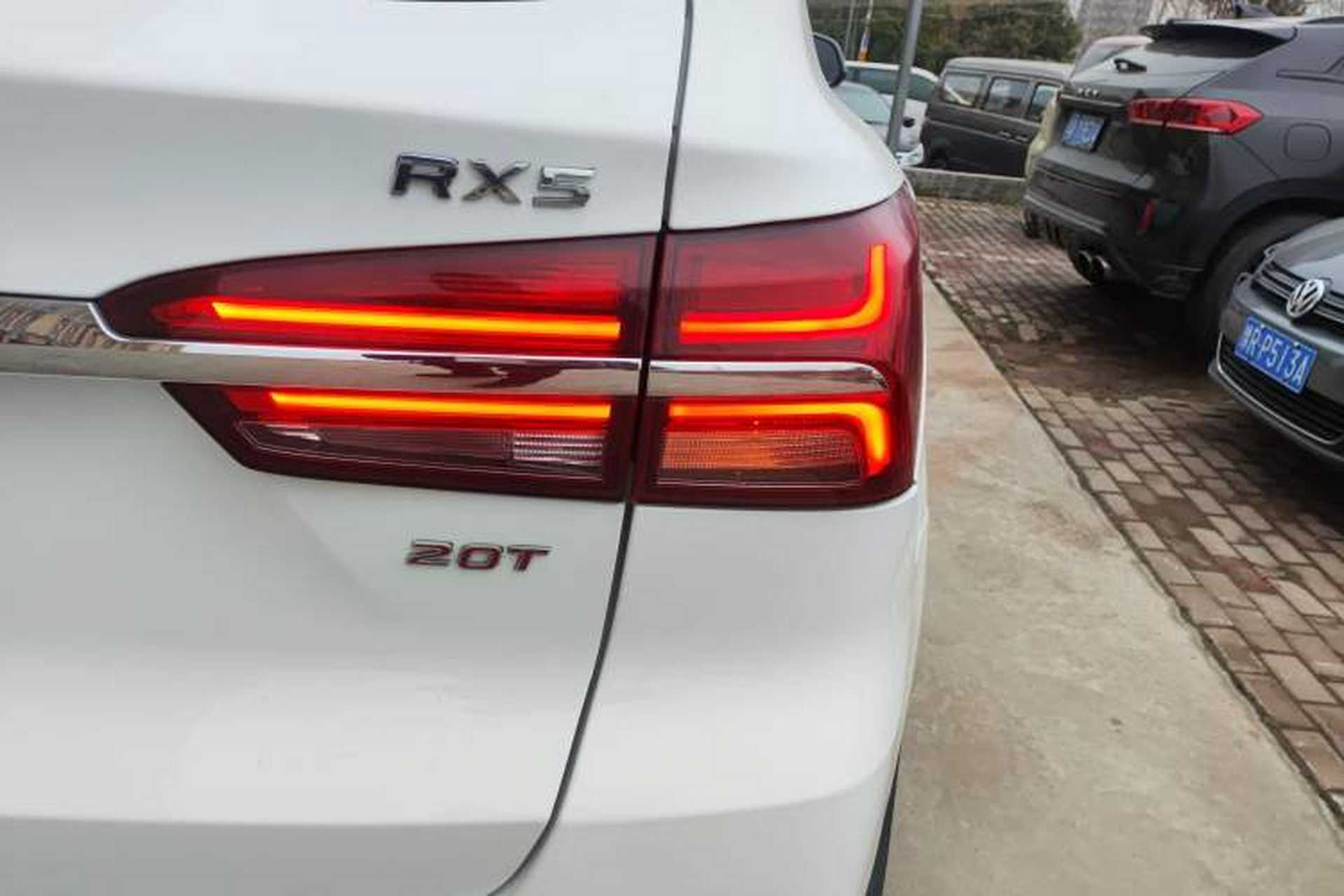 Used Roewe RX5 2018 20T Two-Wheel Drive Manual Internet Smart Edition Exterior 3