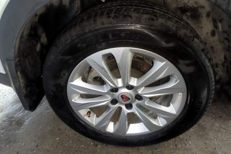 Used Roewe RX5 2018 20T Two-Wheel Drive Automatic Flagship Edition Exterior 5