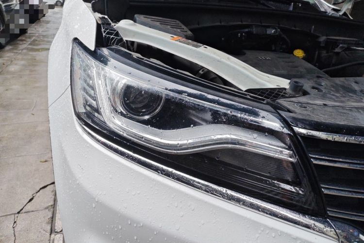 Used Roewe RX5 2018 20T Two-Wheel Drive Automatic Internet Smart Edition Exterior 6