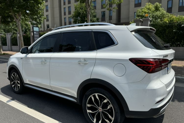 Used Roewe RX5 2018 30T Two-Wheel Drive Automatic Internet Platinum Edition Exterior 6