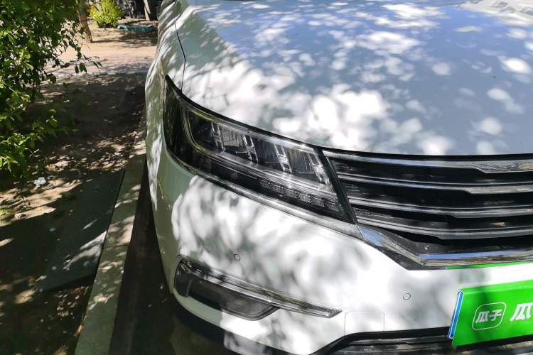 Used Roewe RX5 2018 20T Two-Wheel Drive Automatic Internet Smart Luxury Edition Exterior 6