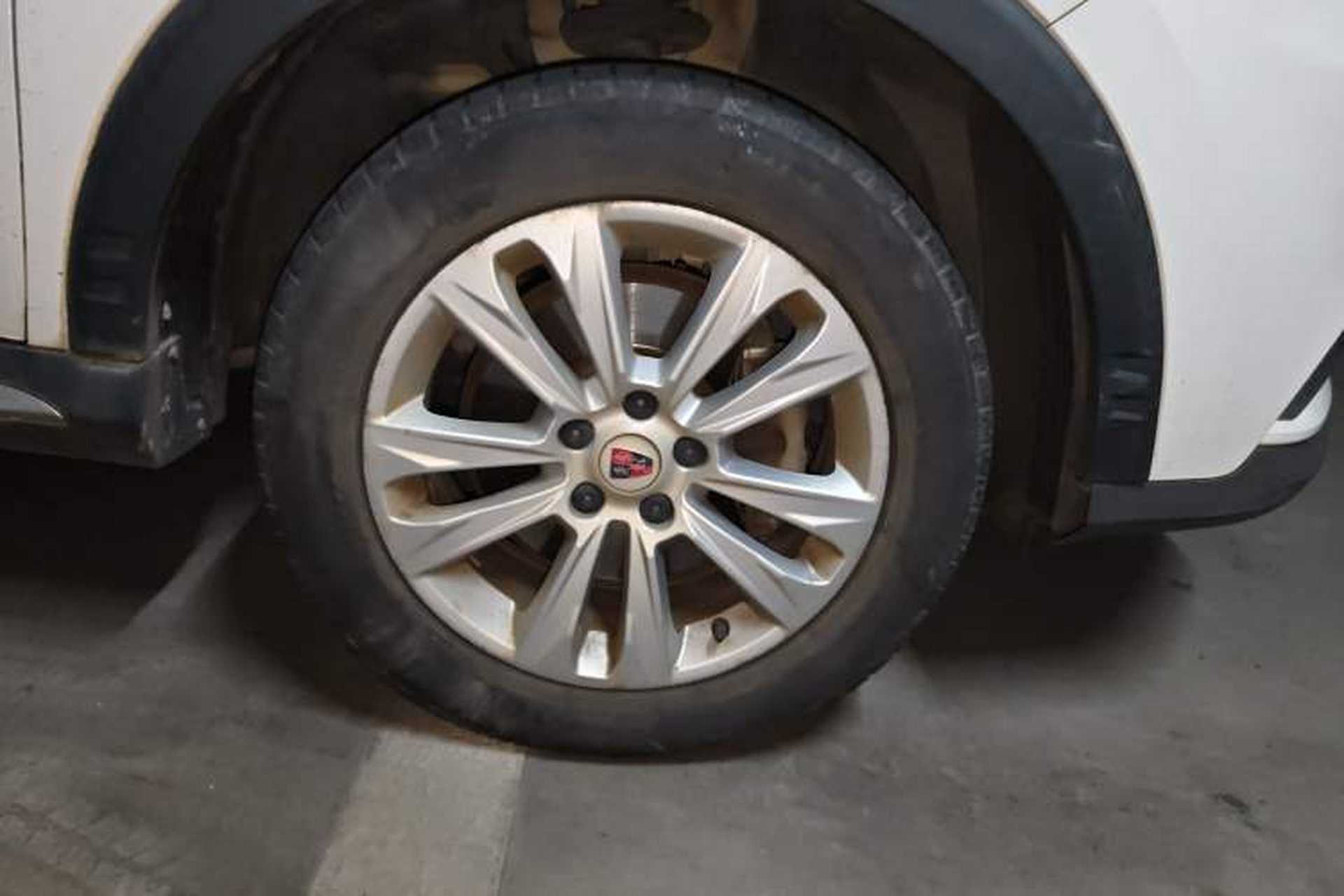 Used Roewe RX5 2018 20T Two-Wheel Drive Automatic Flagship Edition Exterior 7