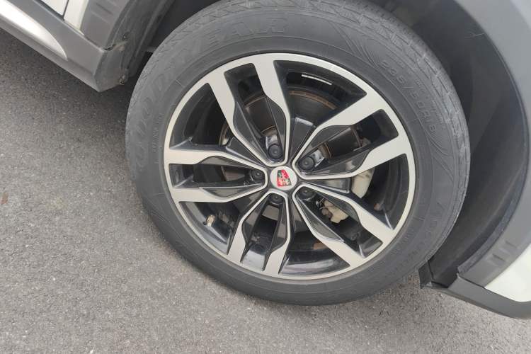 Used Roewe RX5 2018 30T Two-Wheel Drive Automatic Internet Smart Edition Exterior 7