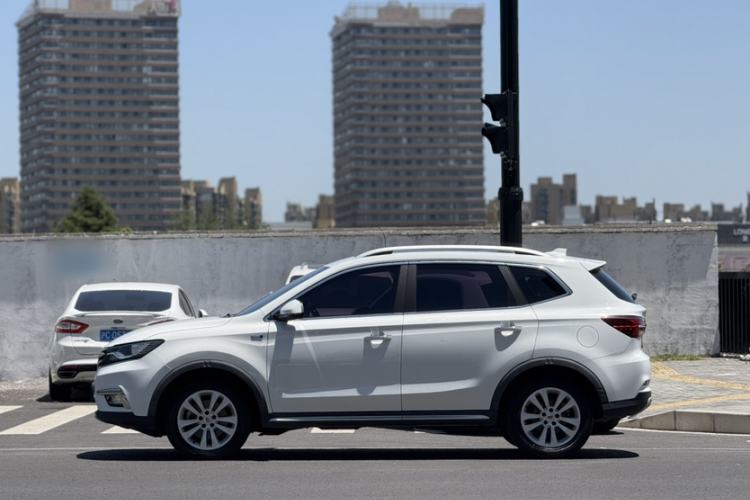 Used Roewe RX5 2018 20T Two-Wheel Drive Automatic Internet Smart Edition Exterior 8