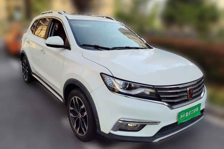 Used Roewe RX5 2018 20T Two-Wheel Drive Manual Internet Smart Edition Front Right 45 Deg