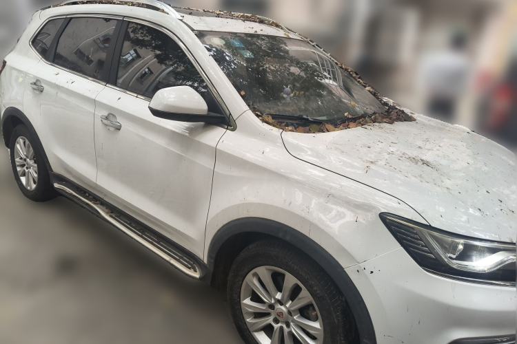Used Roewe RX5 2018 20T Two-Wheel Drive Automatic Internet Smart Edition Front Right 45 Deg