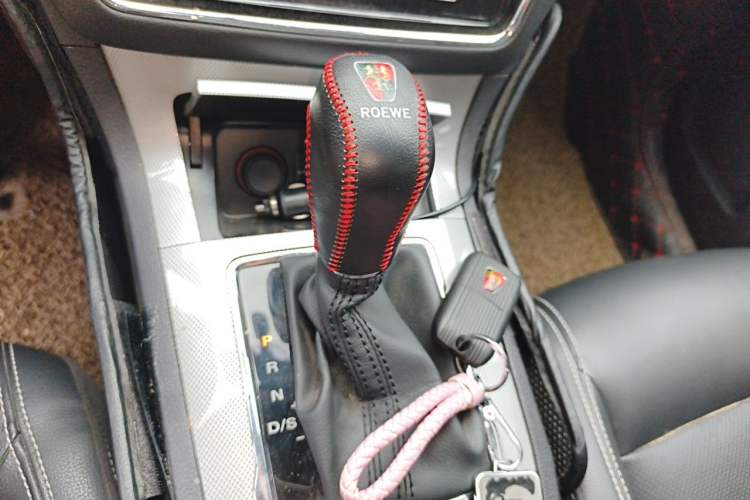 Used Roewe RX5 2018 20T Two-Wheel Drive Automatic Flagship Edition Gear Lever