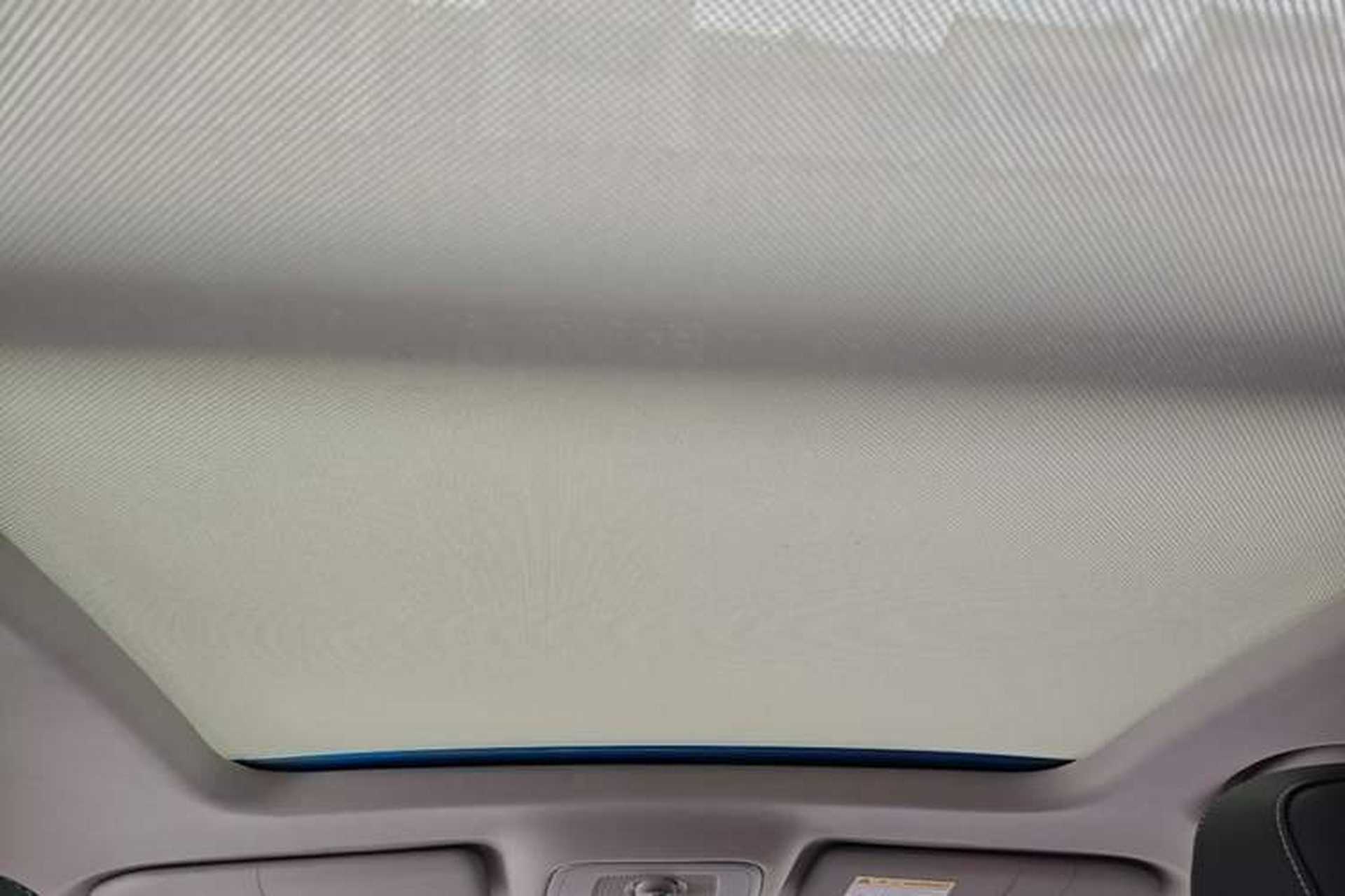 Used Roewe RX5 2018 20T Two-Wheel Drive Automatic Flagship Edition Headliner
