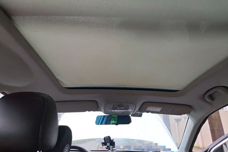 Used Roewe RX5 2018 20T Two-Wheel Drive Manual Flagship Edition Headliner