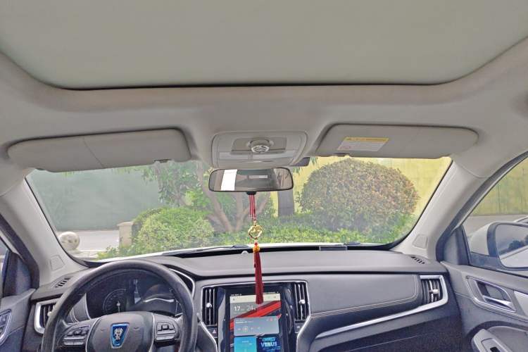 Used Roewe RX5 2018 20T Two-Wheel Drive Automatic Internet Smart Edition Headliner