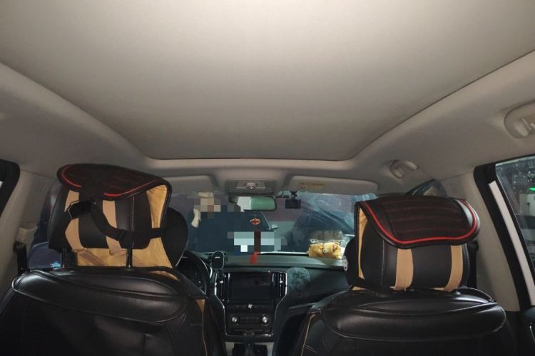 Used Roewe RX5 2018 20T Two-Wheel Drive Manual Flagship Edition Headliner