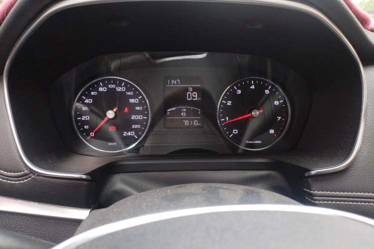 Used Roewe RX5 2018 20T Two-Wheel Drive Manual Flagship Edition Instrument Cluster