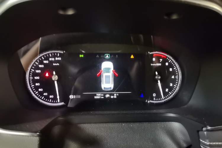 Used Roewe RX5 2018 30T Two-Wheel Drive Automatic Internet Smart Edition Instrument Cluster