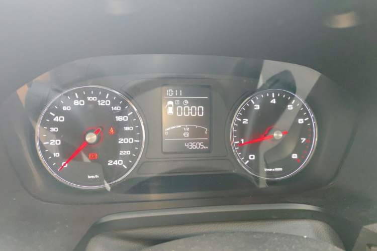 Used Roewe RX5 2018 20T Two-Wheel Drive Manual Flagship Edition Instrument Cluster