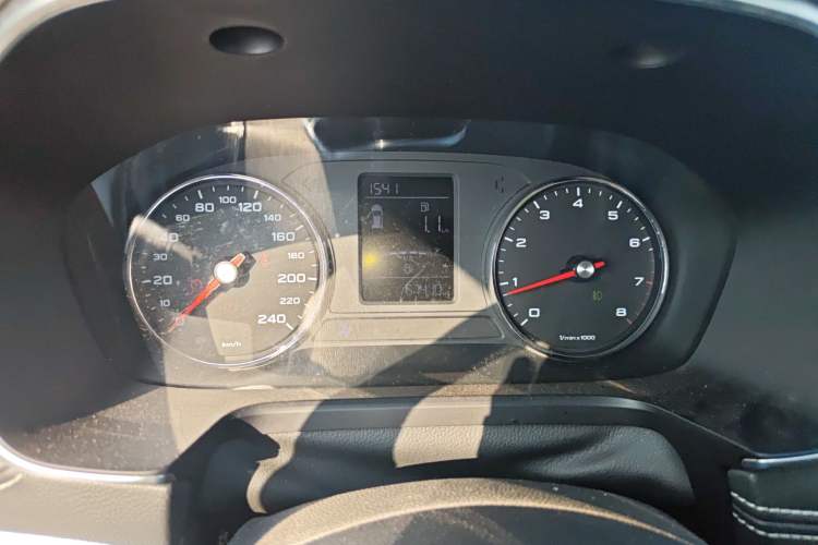 Used Roewe RX5 2018 20T Two-Wheel Drive Manual Flagship Edition Instrument Cluster