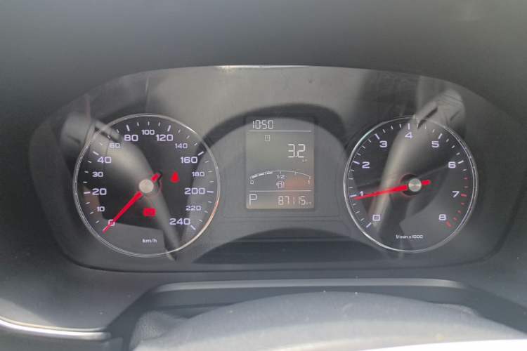 Used Roewe RX5 2018 20T Two-Wheel Drive Automatic Flagship Edition Instrument Cluster