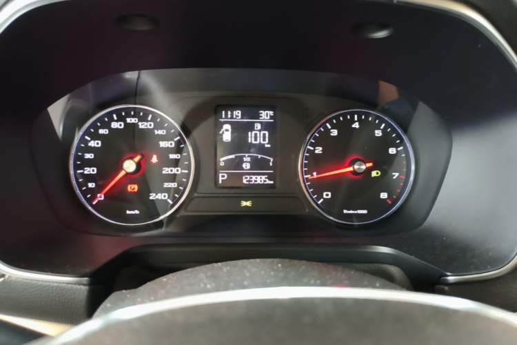 Used Roewe RX5 2018 20T Two-Wheel Drive Automatic Internet Smart Edition Instrument Cluster