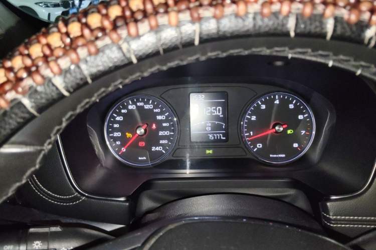 Used Roewe RX5 2018 20T Two-Wheel Drive Manual Flagship Edition Instrument Cluster