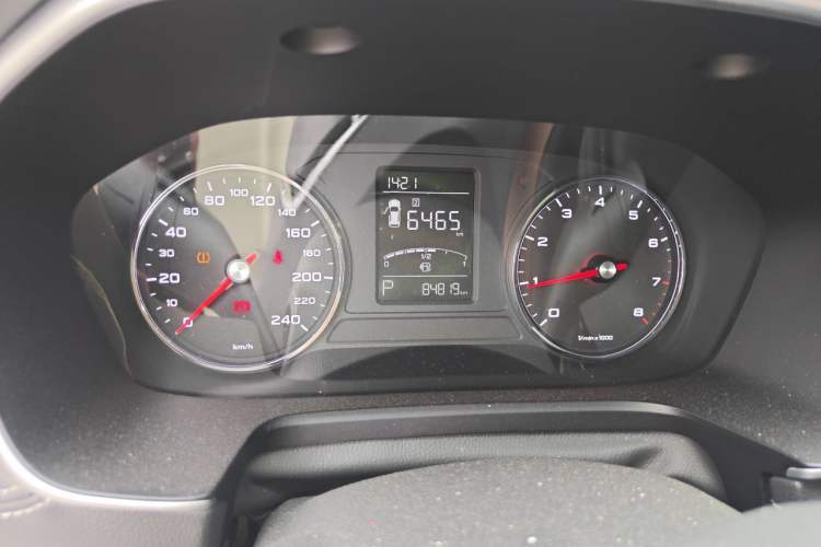 Used Roewe RX5 2018 20T Two-Wheel Drive Automatic Flagship Edition Instrument Cluster