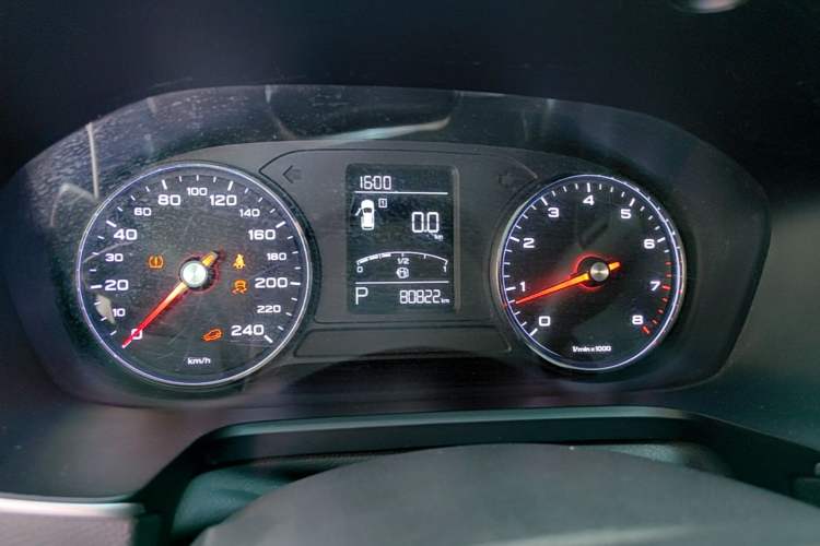 Used Roewe RX5 2018 20T Two-Wheel Drive Automatic Flagship Edition Instrument Cluster