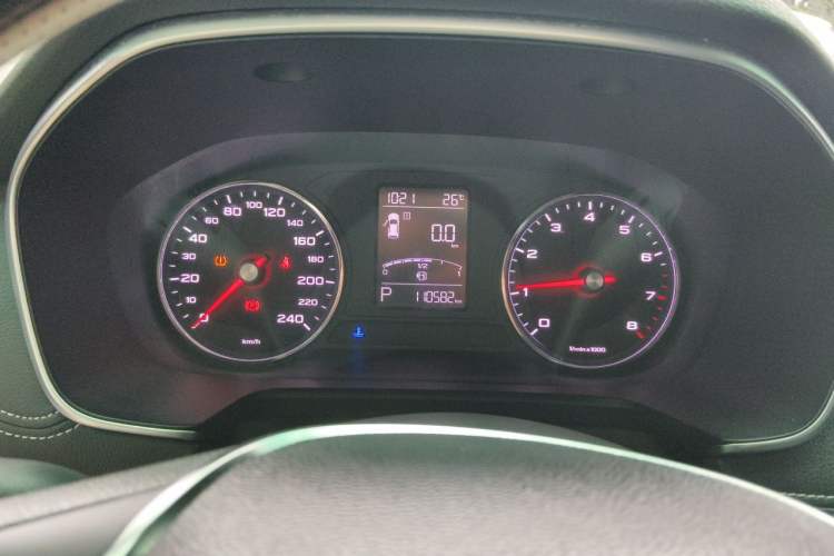 Used Roewe RX5 2018 20T Two-Wheel Drive Automatic Internet Smart Edition Instrument Cluster