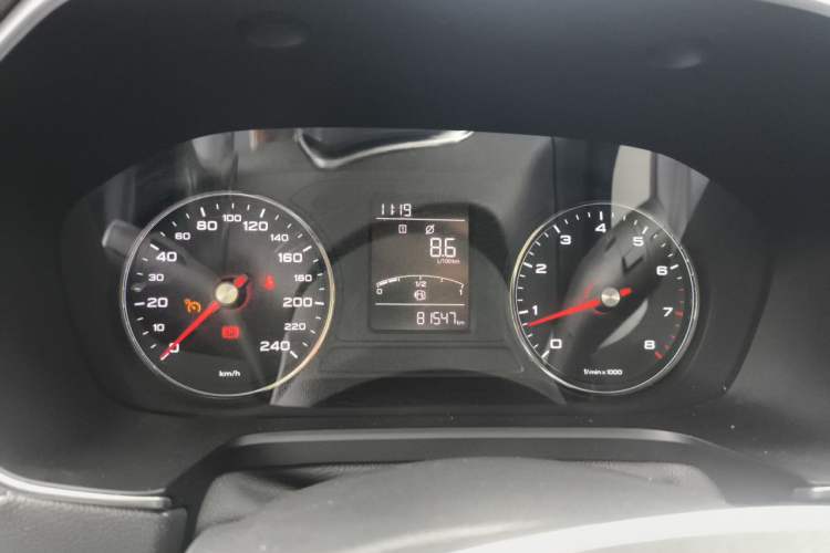 Used Roewe RX5 2018 20T Two-Wheel Drive Manual Flagship Edition Instrument Cluster