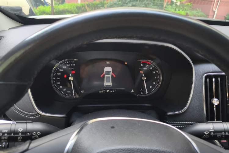 Used Roewe RX5 2018 30T Two-Wheel Drive Automatic Internet Platinum Edition Instrument Cluster