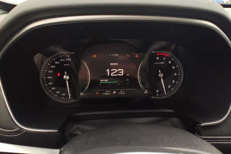 Used Roewe RX5 2018 30T Two-Wheel Drive Automatic Internet Smart Edition Instrument Cluster