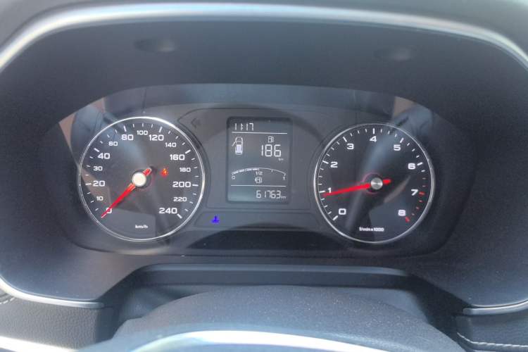 Used Roewe RX5 2018 20T Two-Wheel Drive Manual Flagship Edition Instrument Cluster