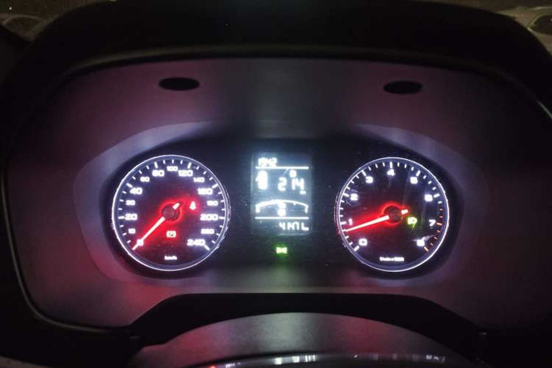 Used Roewe RX5 2018 20T Two-Wheel Drive Manual Flagship Edition Instrument Cluster