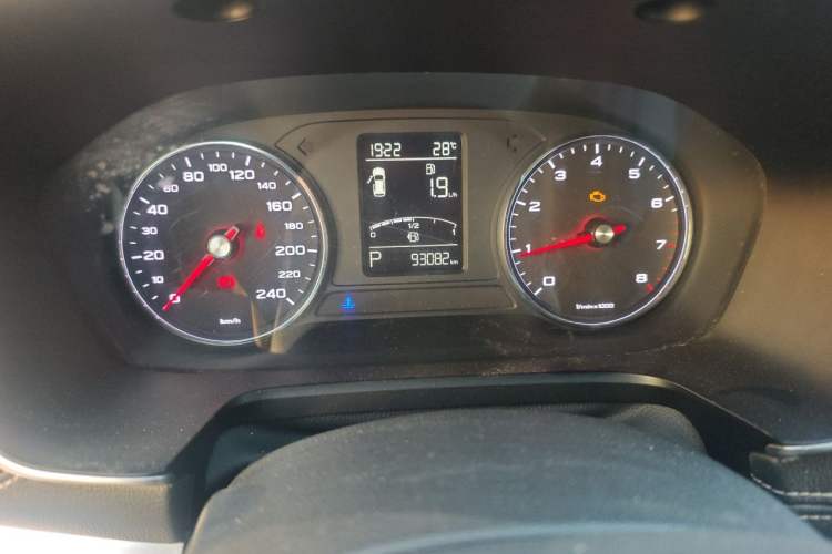 Used Roewe RX5 2018 20T Two-Wheel Drive Automatic Flagship Edition Instrument Cluster