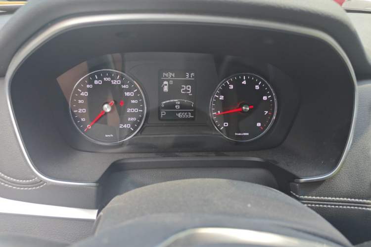 Used Roewe RX5 2018 20T Two-Wheel Drive Automatic Internet Smart Edition Instrument Cluster