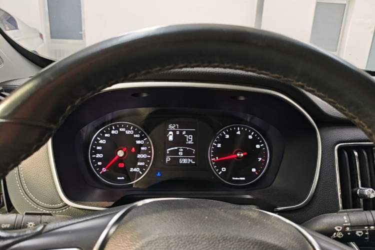 Used Roewe RX5 2018 20T Two-Wheel Drive Automatic Flagship Edition Instrument Cluster