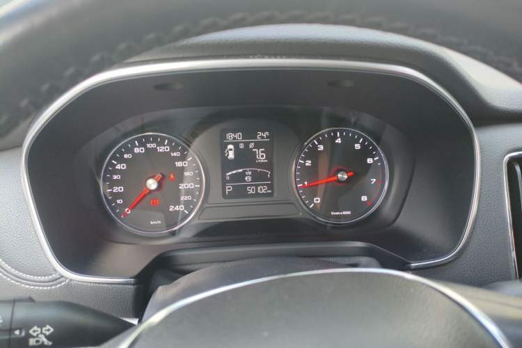 Used Roewe RX5 2018 20T Two-Wheel Drive Automatic Internet Smart Edition Instrument Cluster