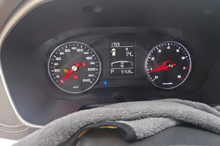Used Roewe RX5 2018 20T Two-Wheel Drive Automatic Flagship Edition Instrument Cluster
