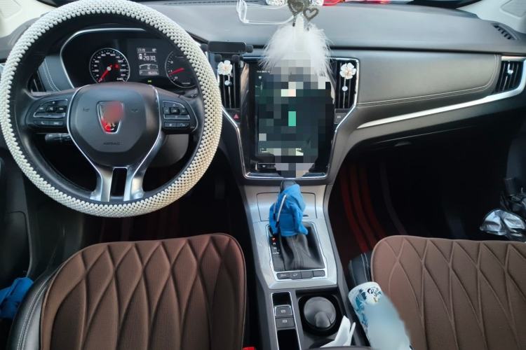 Used Roewe RX5 2018 20T Two-Wheel Drive Automatic Luxury Edition Interior 2