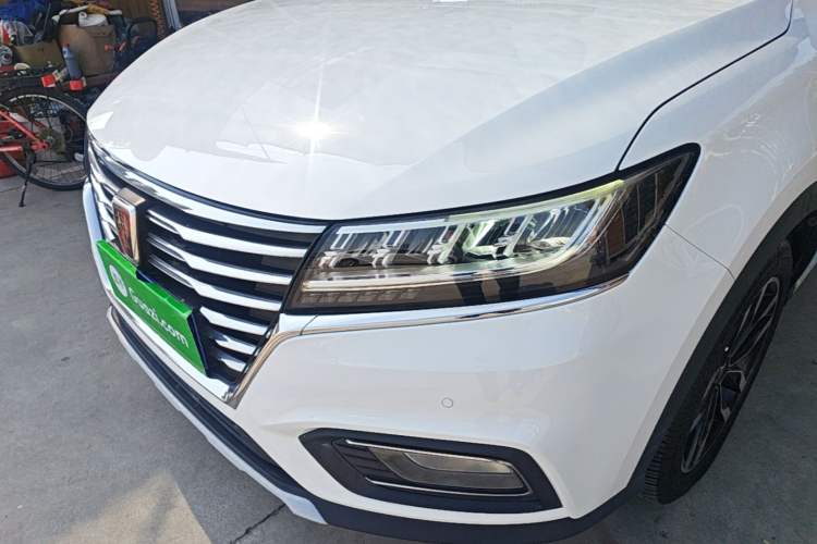 Used Roewe RX5 2018 30T Two-Wheel Drive Automatic Internet Platinum Edition Left Front Headlight