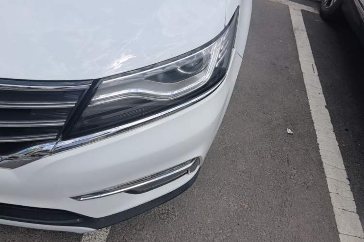 Used Roewe RX5 2018 20T Two-Wheel Drive Automatic Flagship Edition Left Front Headlight