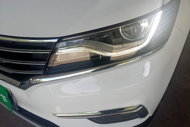 Used Roewe RX5 2018 20T Two-Wheel Drive Automatic Flagship Edition Left Front Headlight
