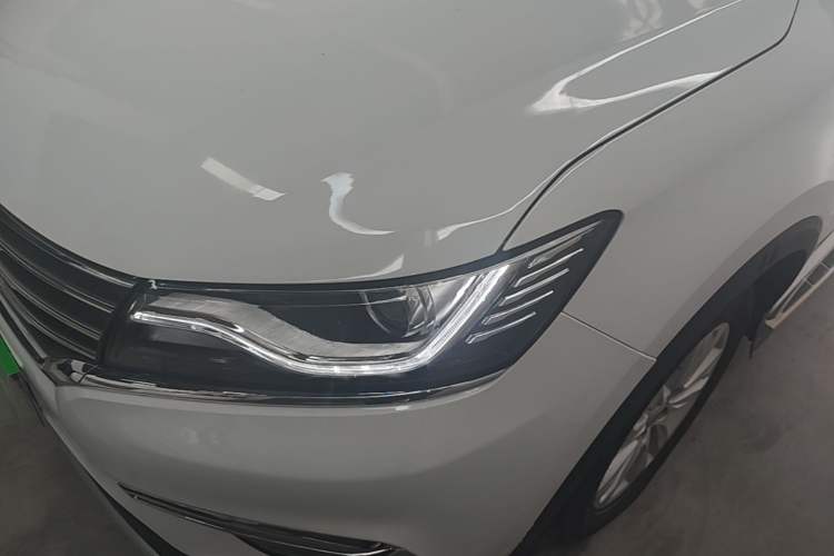 Used Roewe RX5 2018 20T Two-Wheel Drive Automatic Flagship Edition Left Front Headlight