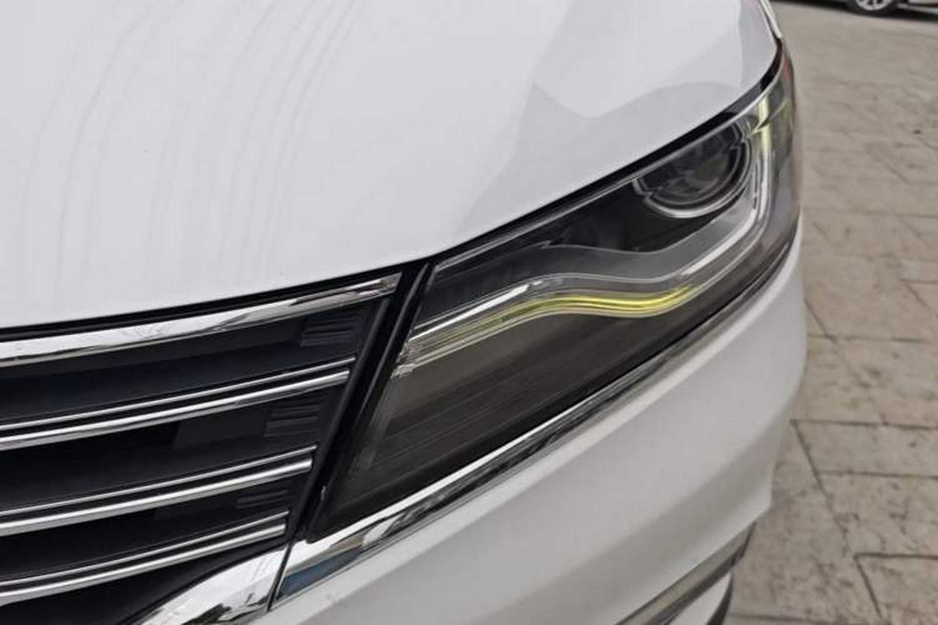 Used Roewe RX5 2018 20T Two-Wheel Drive Automatic Flagship Edition Left Front Headlight