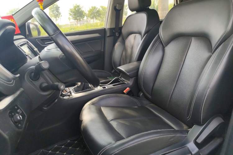 Used Roewe RX5 2018 20T Two-Wheel Drive Manual Flagship Edition Left Front Seat