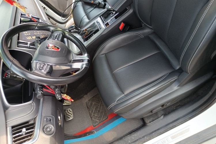 Used Roewe RX5 2018 30T Two-Wheel Drive Automatic Internet Platinum Edition Left Front Seat